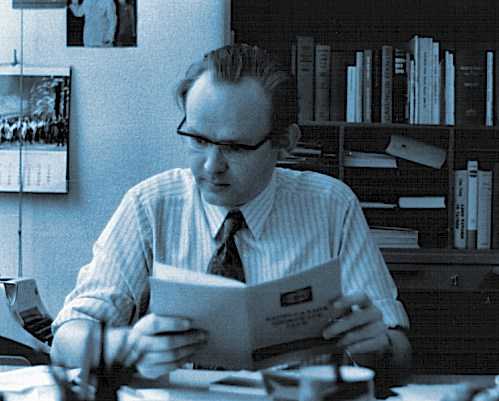 Karl Grobe am Schreibtisch, etwa 1970